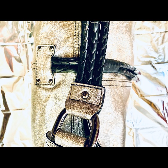 Silver Leather and Bullet Bag - Picture 3 of 7